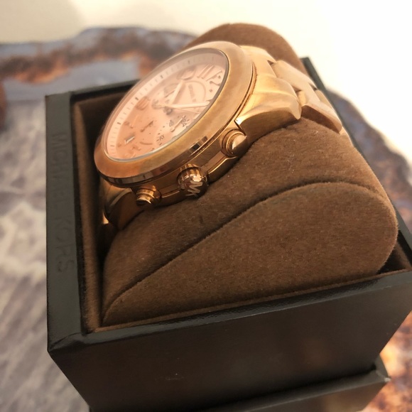 Micheal Kors Rose Gold Watch